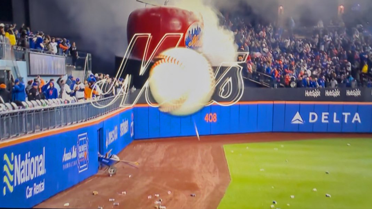 This isn't the Bronx. Don't do this, Mets fans.