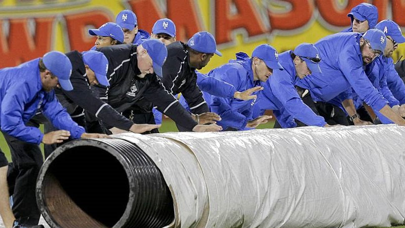 How the Mets' TV partners can make rain delays a little more interesting
